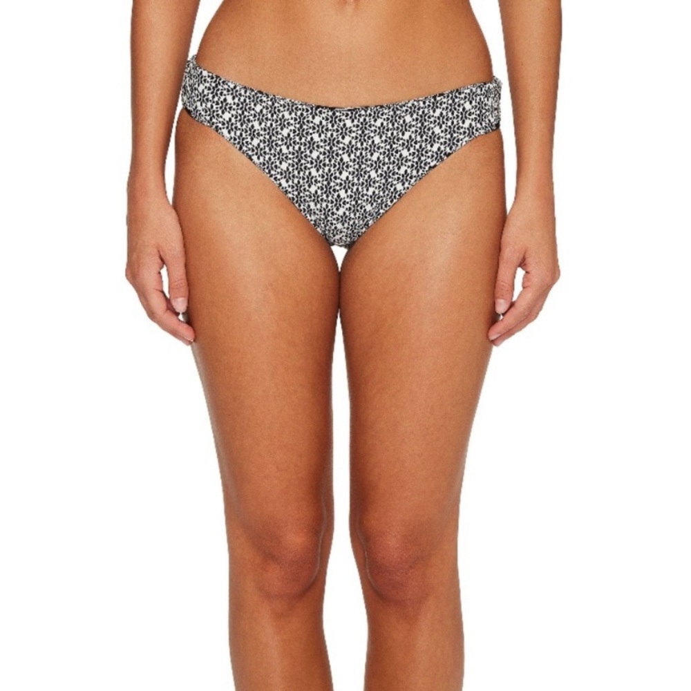 Ella Moss Medallion Melody Reversible Bottom - Picture 3 of 10